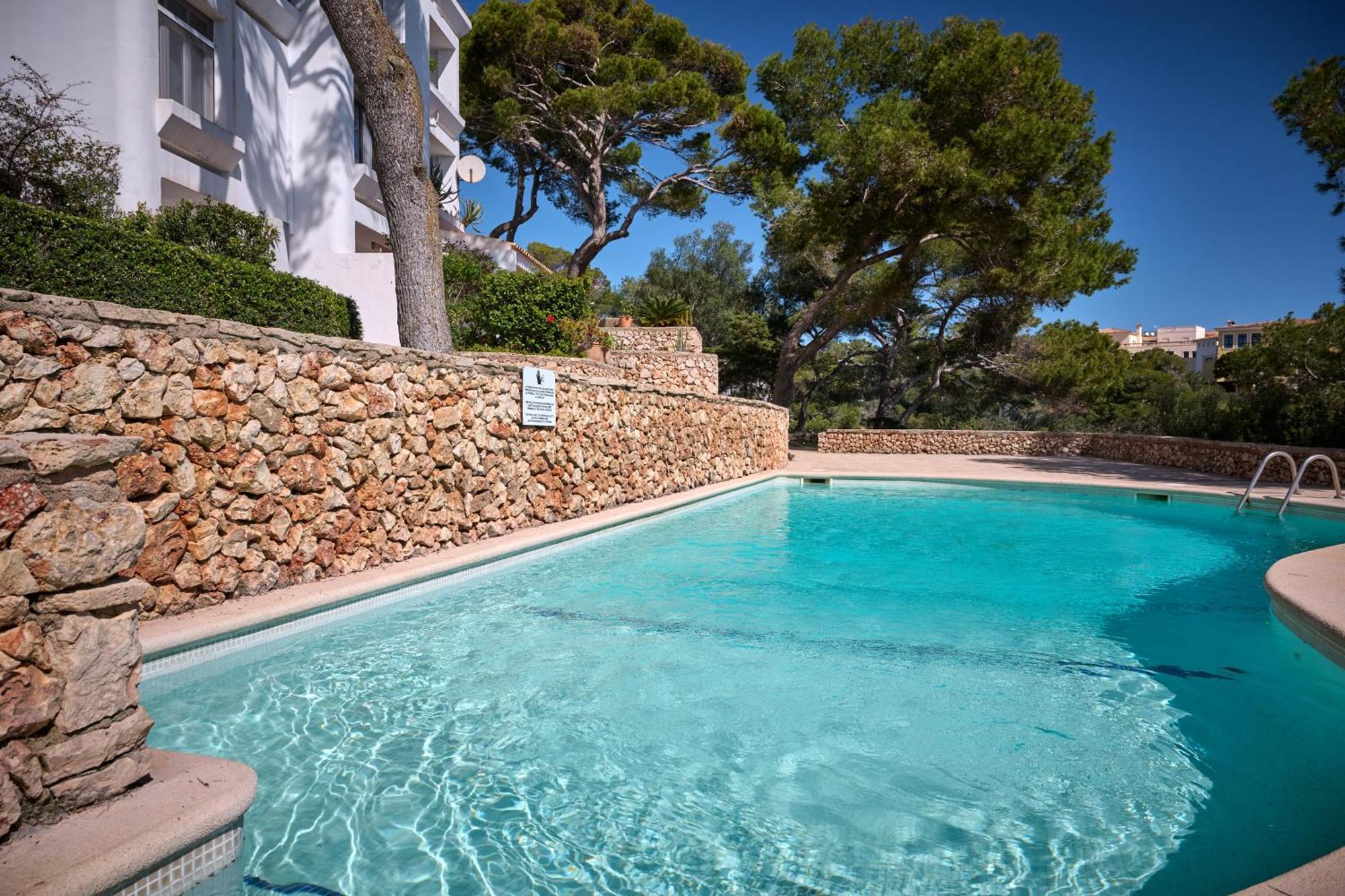 Apartment Sea Frontline 'ernesto'. Pool. Wifi