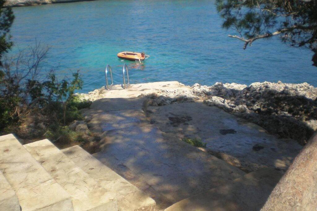 Sea Frontline 'ernesto'. Pool. Wifi Apartment Santanyí
